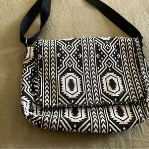 Mossimo Co. Black and white Aztec print crossover bag